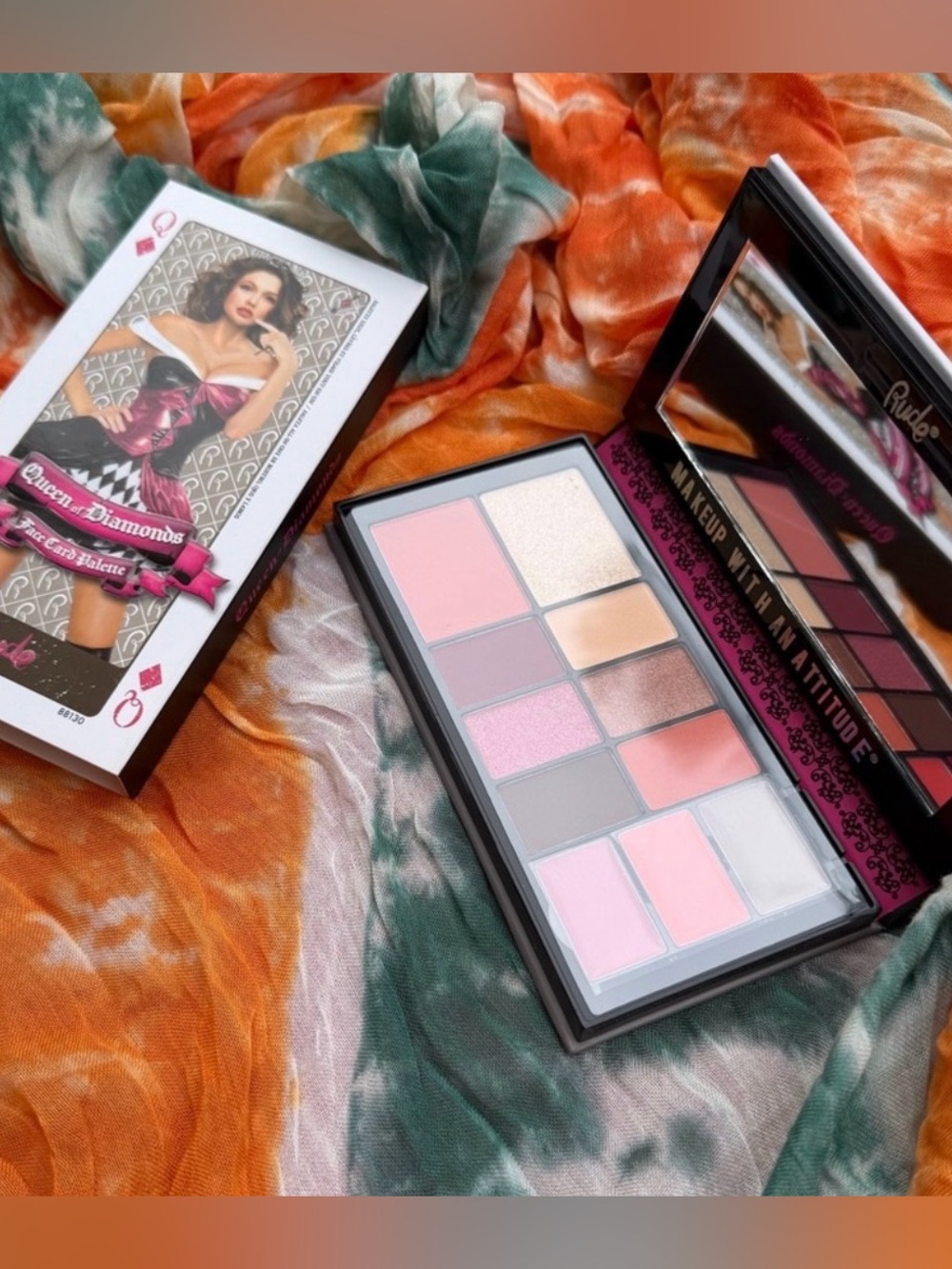 Queen of Diamonds Pink & Neutral Eyeshadow & Makeup Palette - Soft Pink Shades
